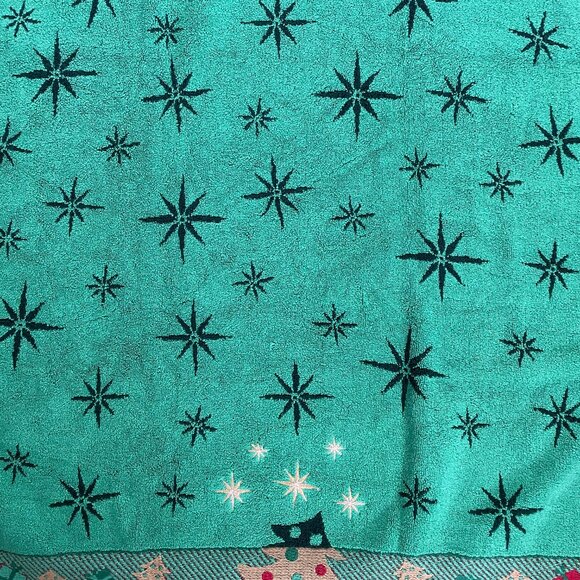 10-Piece Green Christmas Towel Set - Picture 12 of 13